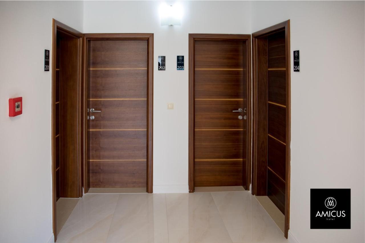 Hotel Amicus موستار المظهر الخارجي الصورة