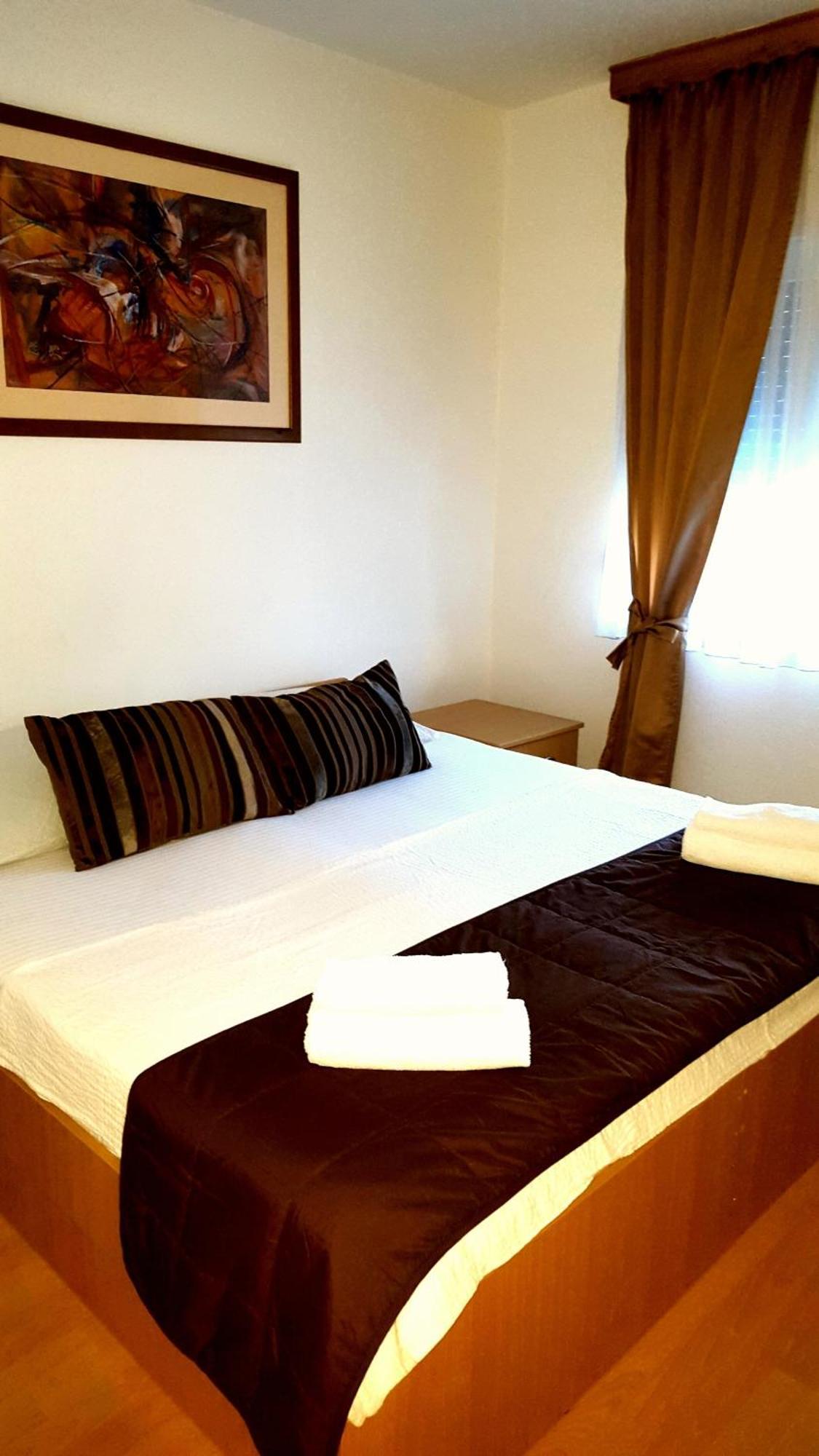 Hotel Amicus موستار الغرفة الصورة